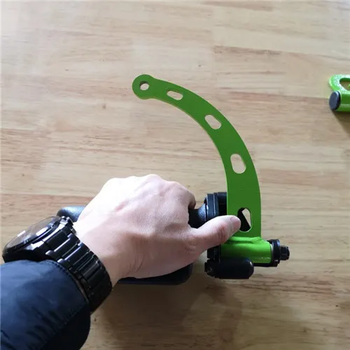 green mag grip102